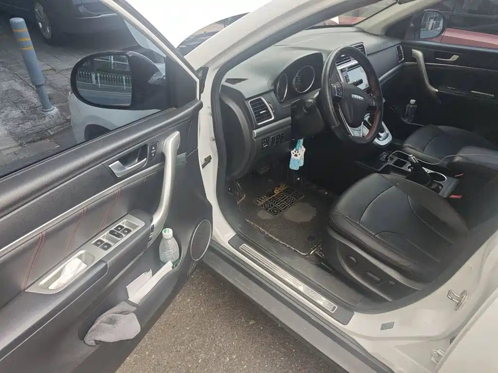 Photo 14 - Haval H6