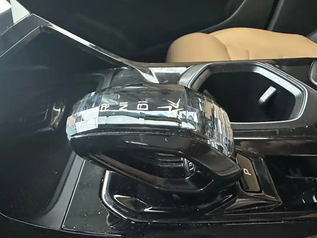 Geely Boyue L 2023 2023 1.5TD DCT Premium