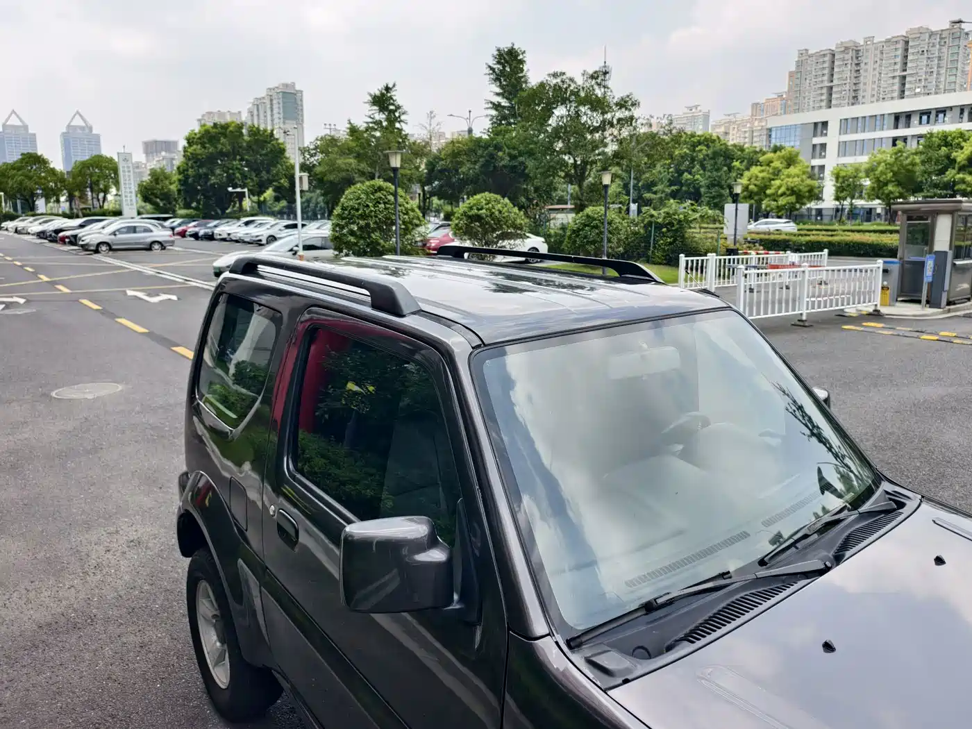 Suzuki Jimny (Import) 2011 2011 1.3 AT Navigation Edition