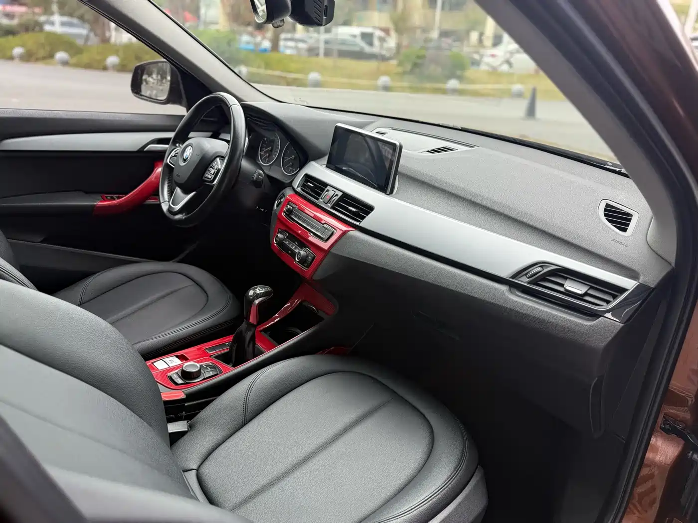BMW X1 2016 sDrive18Li Fashion Model фото 11