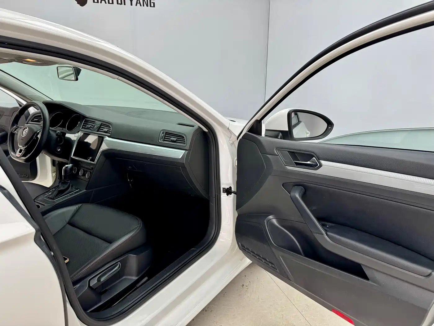 Volkswagen Lamando 2018 230TSI DSG Trend Edition фото 12