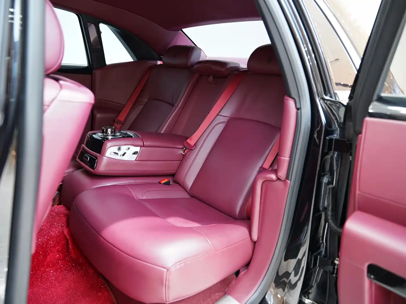 Rolls-Royce Ghost 2011 2010 Model 6.6T Standard