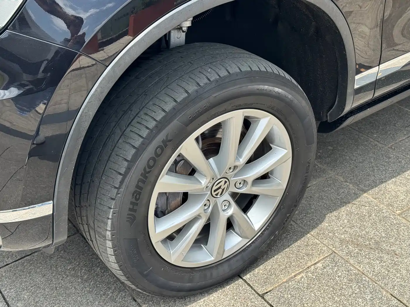Фото 9 - Volkswagen Touareg
