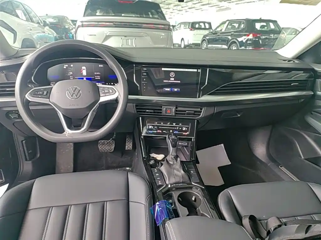 Volkswagen Passat New Energy 2025 430PHEV Hybrid Business Edition фото 10
