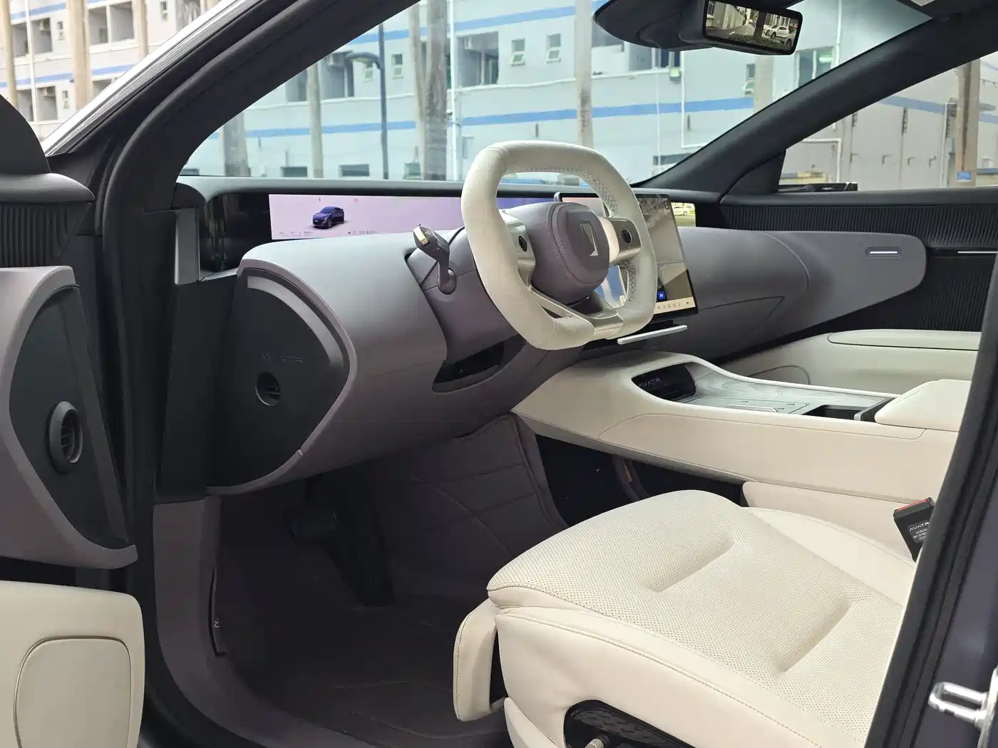 Avatr 12 2023 Model 700 Triple Laser RWD Luxury Edition фото 8
