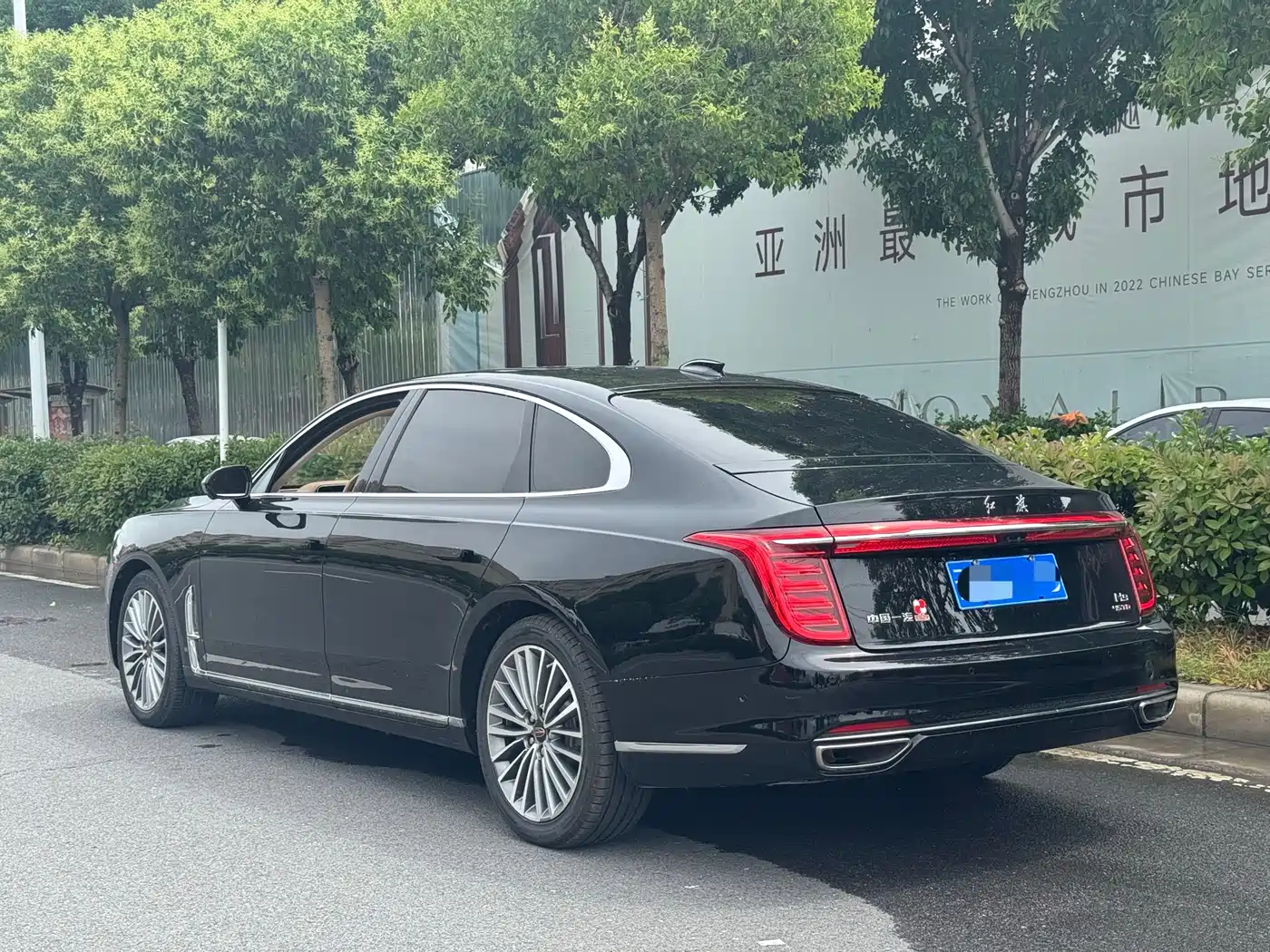 Hongqi H9 2023 2.0T Smart Connectivity Flagship Edition фото 16