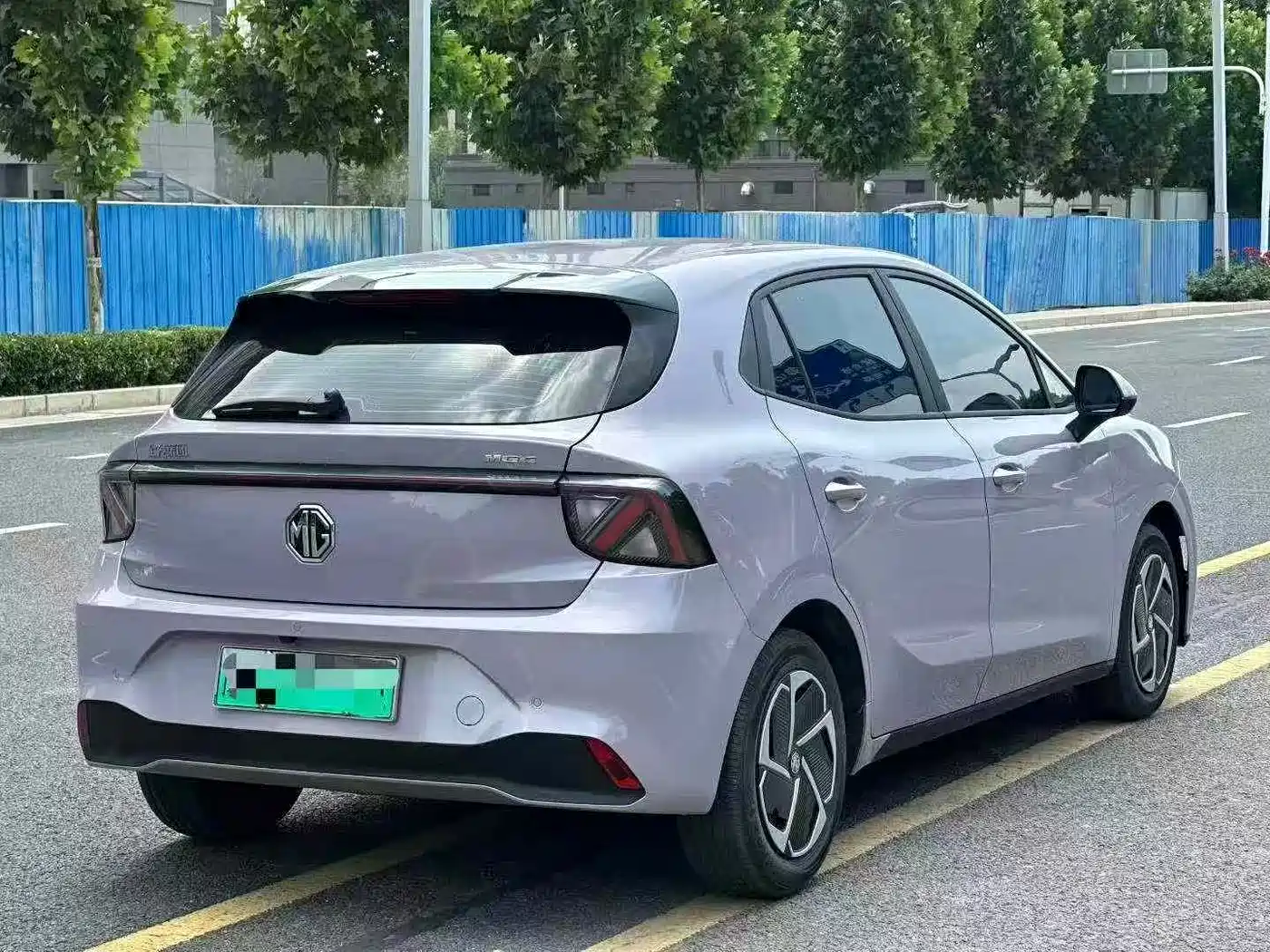 Фото 6 - MG MG4 EV