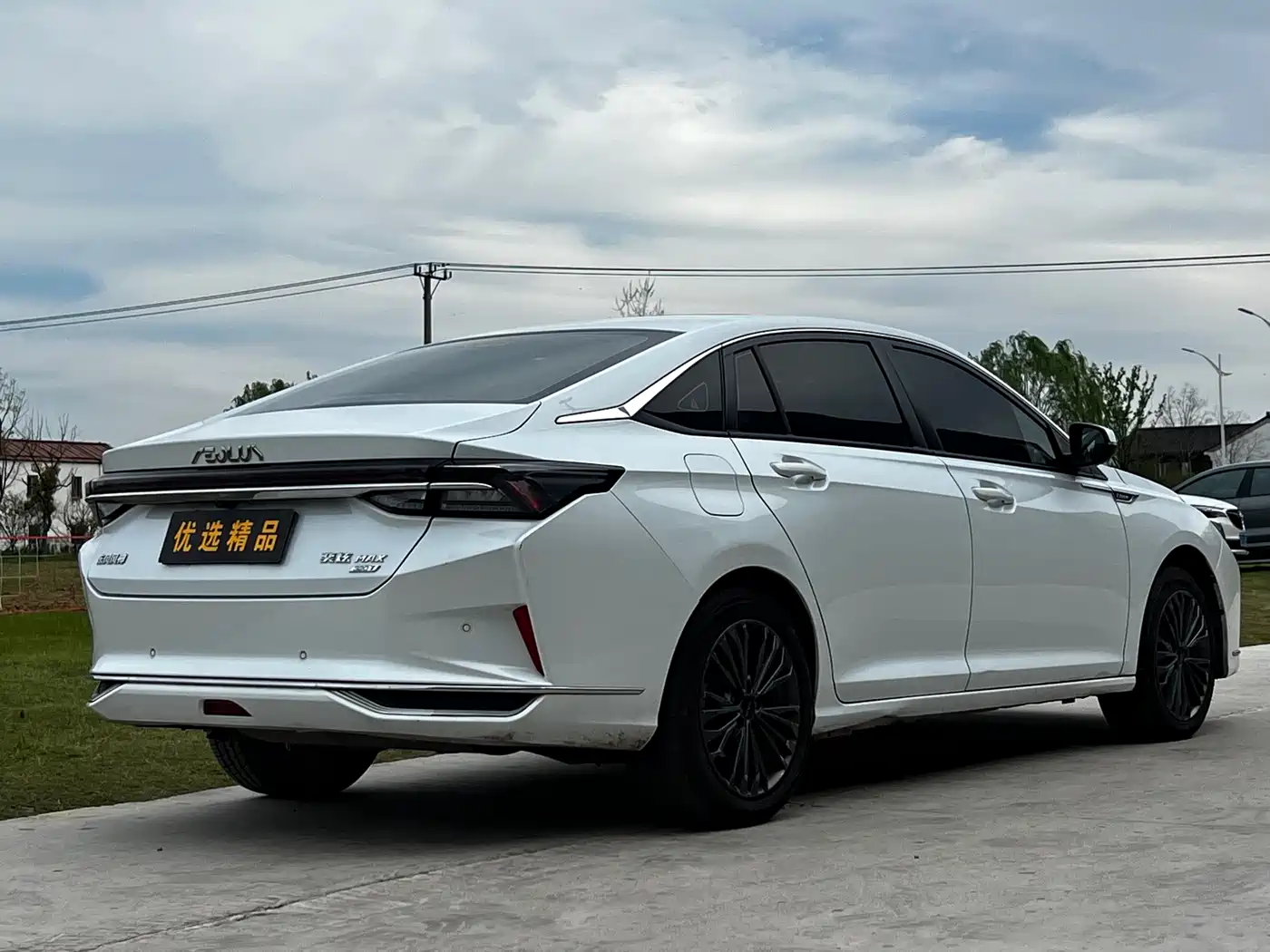 Dongfeng Aeolus Yixuan MAX 2021 2021 1.5T Extraordinary Cute Dad Edition