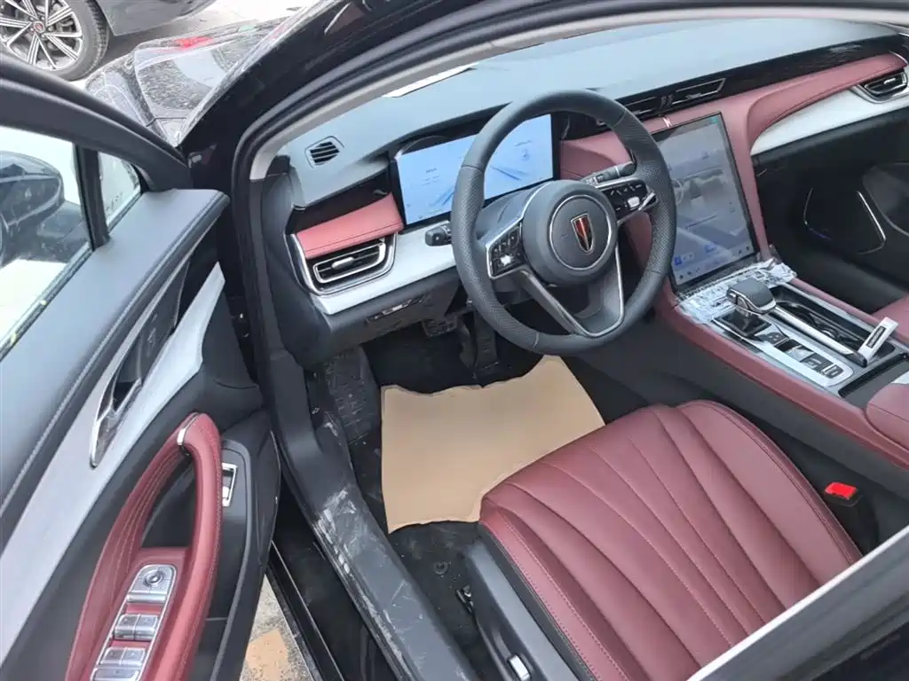 Hongqi H5 PHEV 2025 130 Super Hybrid Edition фото 16
