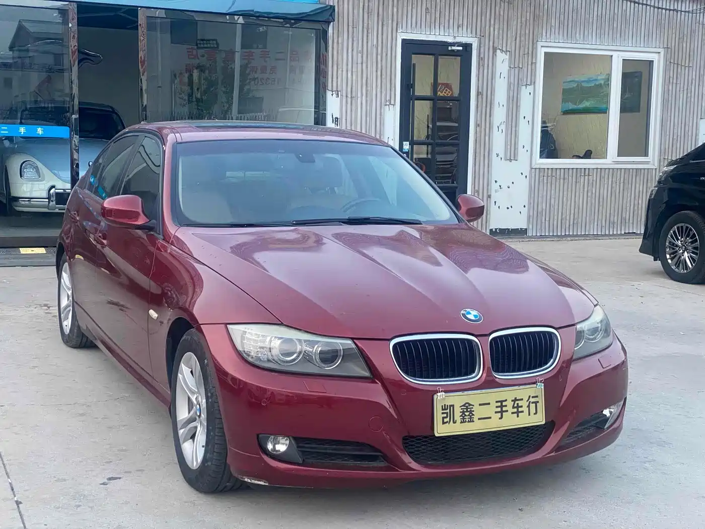 BMW 3 Series (Import) 2010 320i Luxury фото 3