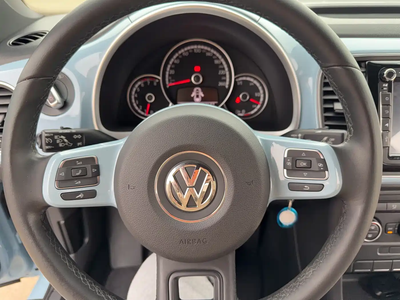 Volkswagen Beetle 2015 180TSI фото 8