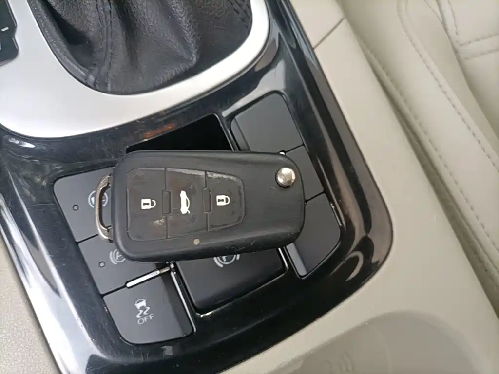 MG Roewe RX5 2015 2015 2.0TGI TST Luxury Edition