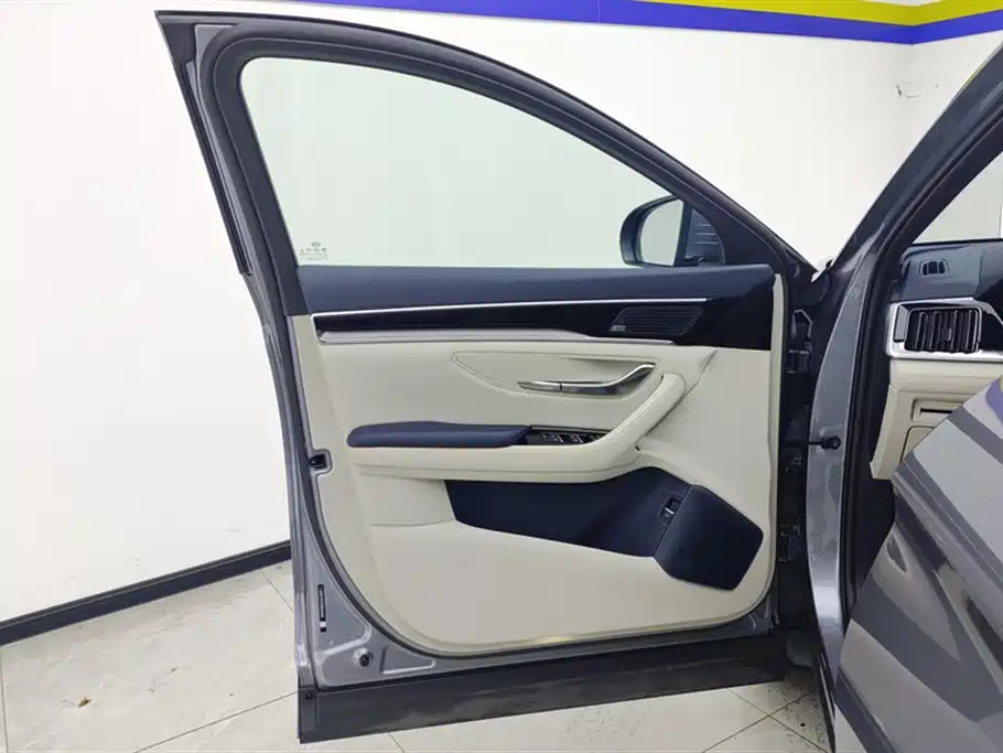 BYD Song PLUS PHEV 2021 DM-i 110KM Flagship PLUS фото 7