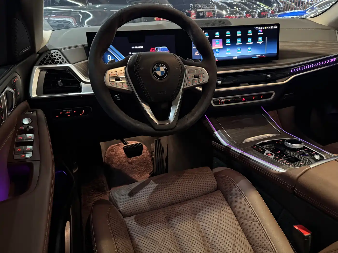 BMW X7 2023 xDrive40i Leading Luxury Package фото 5