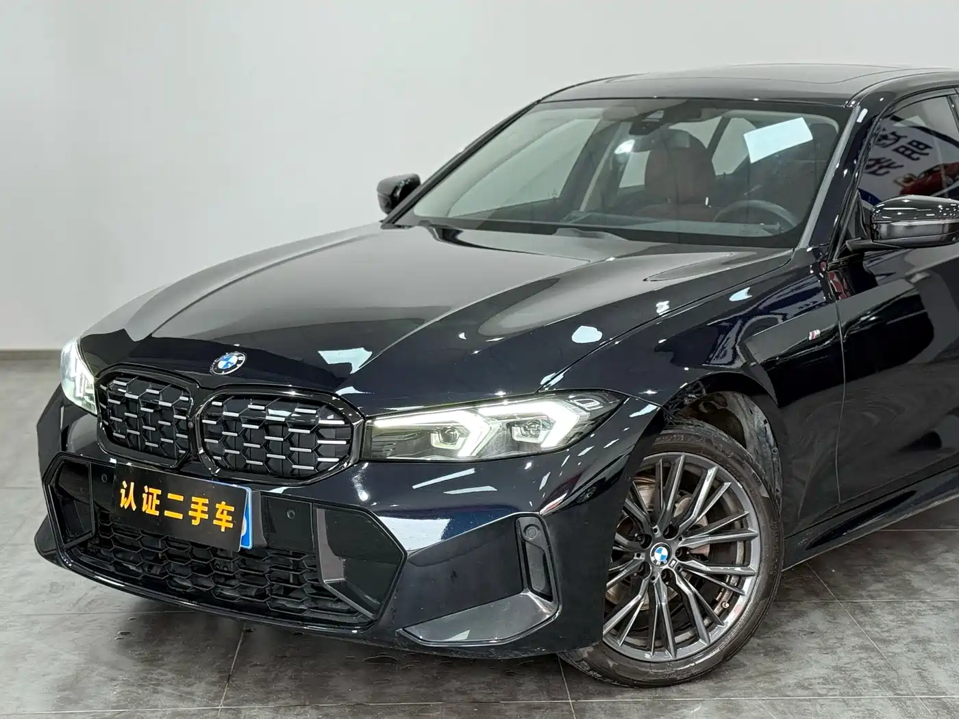 BMW 3-SERIES