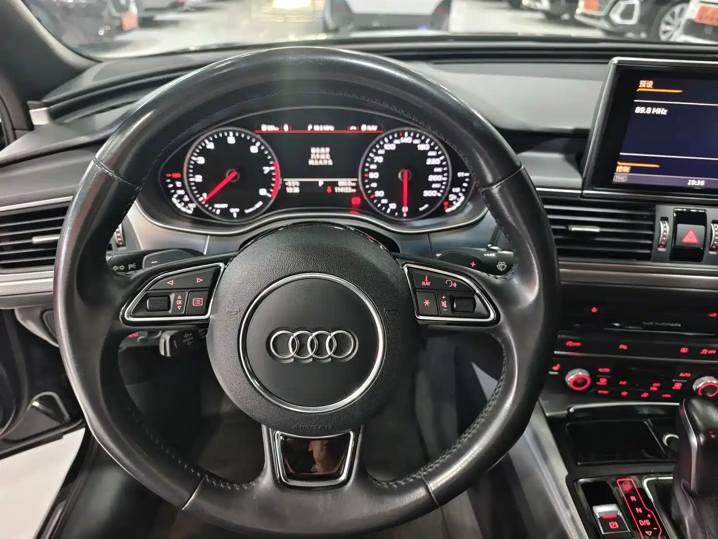 Audi A6L 2018 30th Anniversary 35 TFSI Sport фото 8