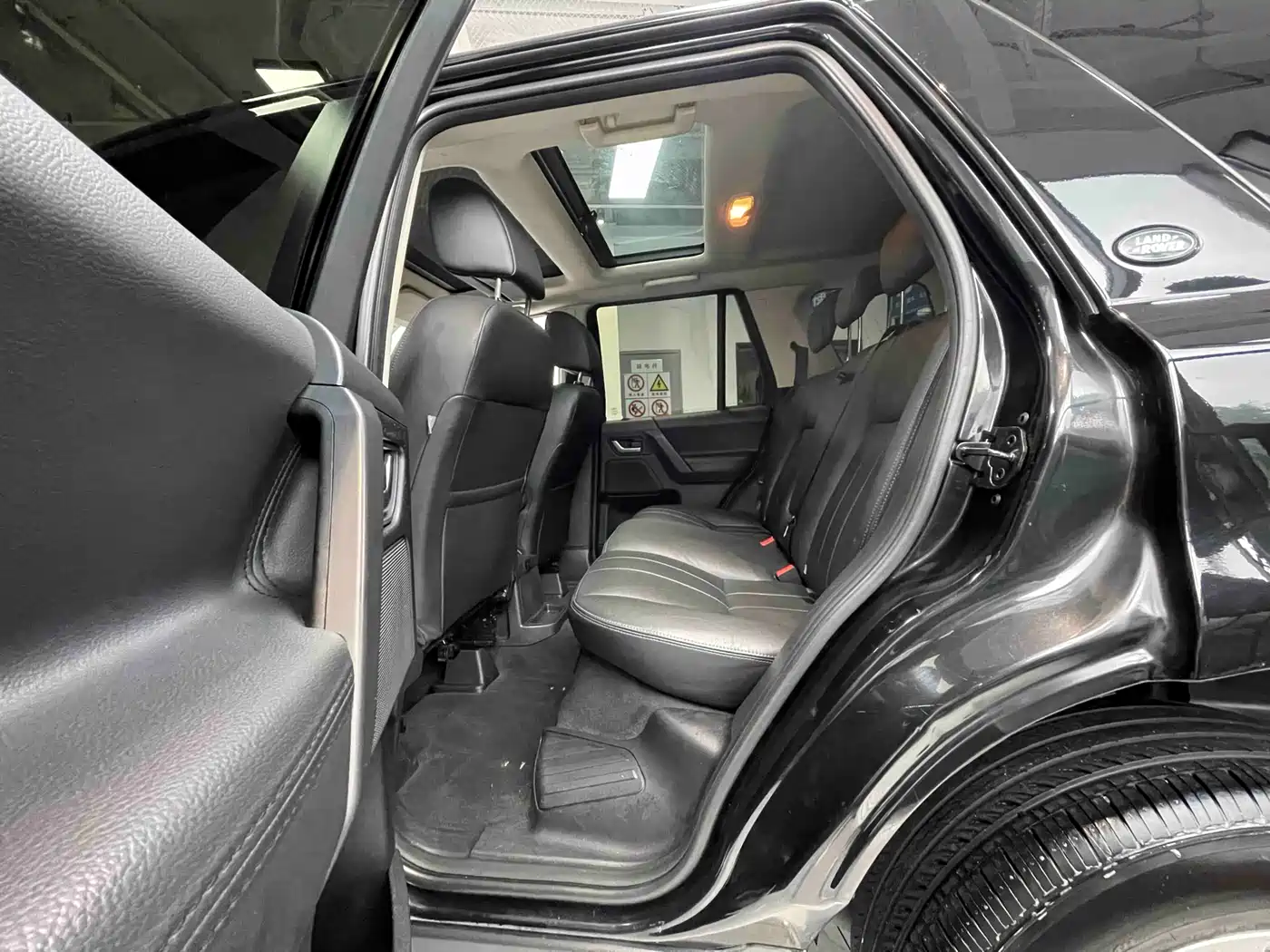 Land Rover Freelander 2 2014 2.2T SD4 SE Diesel Edition фото 7