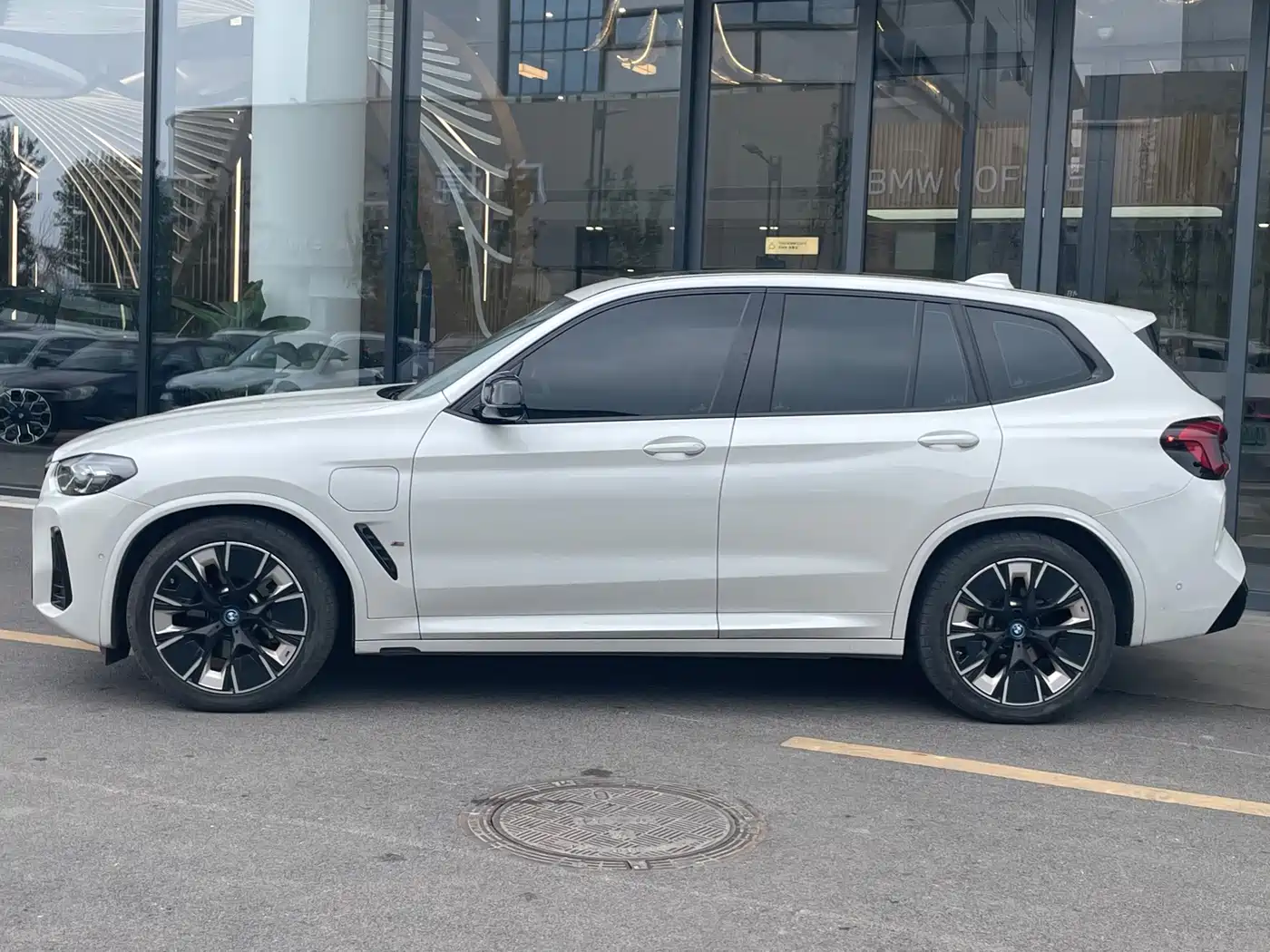 BMW iX3 2024 2024 Innovation Leader