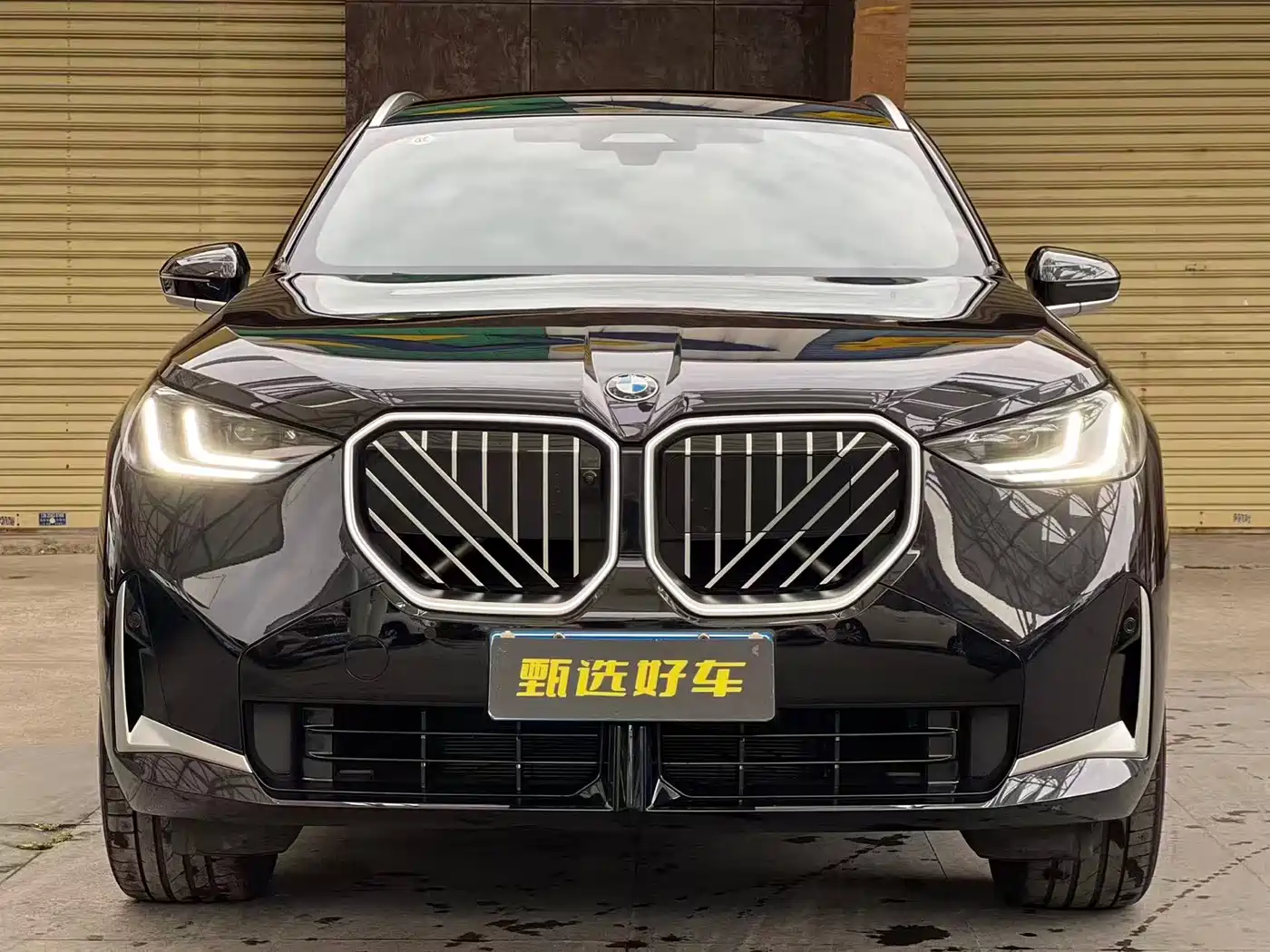 BMW X3 2025 xDrive30L Premium Model M Sport Black Package фото 2