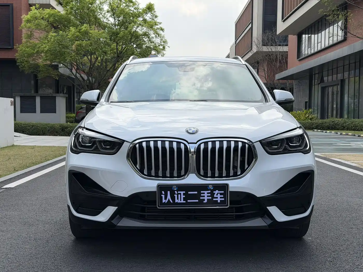 BMW X1 2022 sDrive25Li Leading фото 3