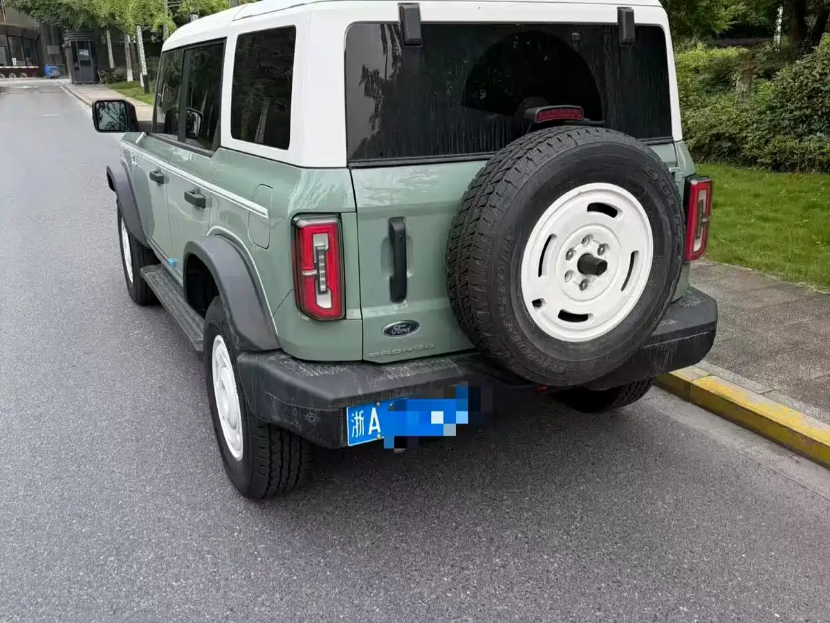 Ford Bronco 2026 2025 2.3T Retro Special Edition