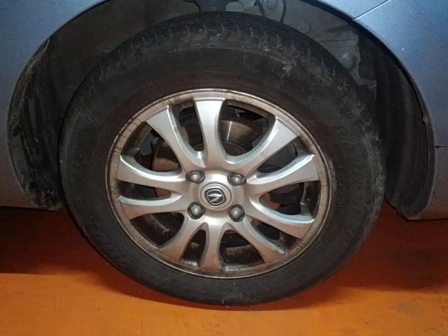 Changan Yuexiang V3 2015 2012 1.3L Manual Comfort (China V)