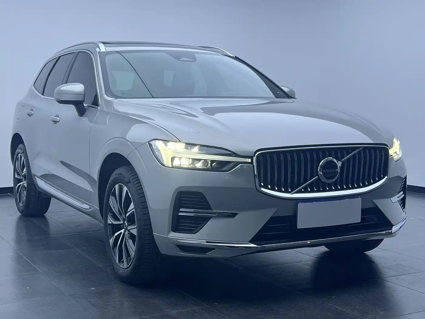 Photo 3 - Volvo XC60
