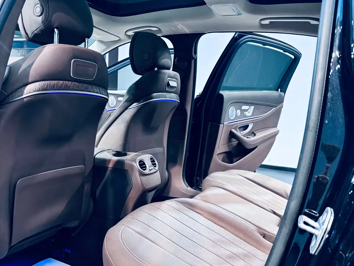 Mercedes-Benz E-Class 2020 E 300 L Luxury Model фото 15