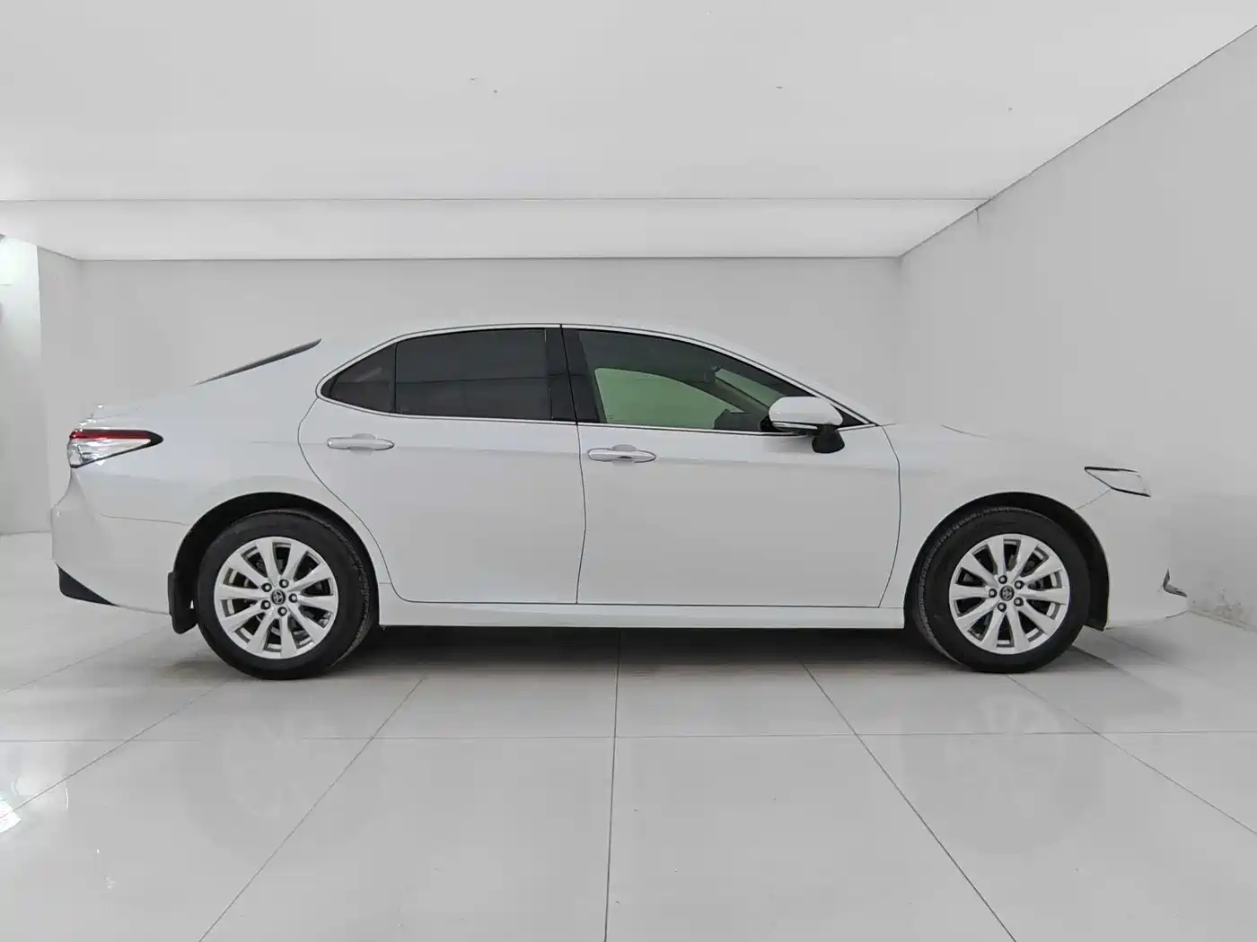 Toyota Camry 2019 2.0G Luxury (China V) фото 6