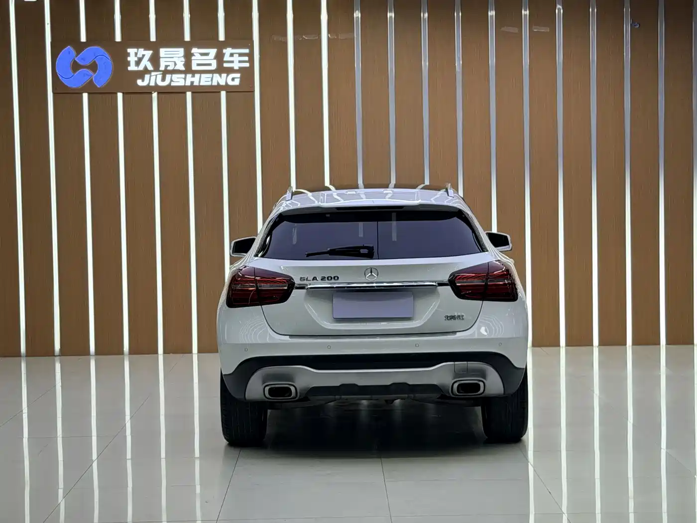 Mercedes-Benz GLA 2018 GLA 200 Dynamic фото 22
