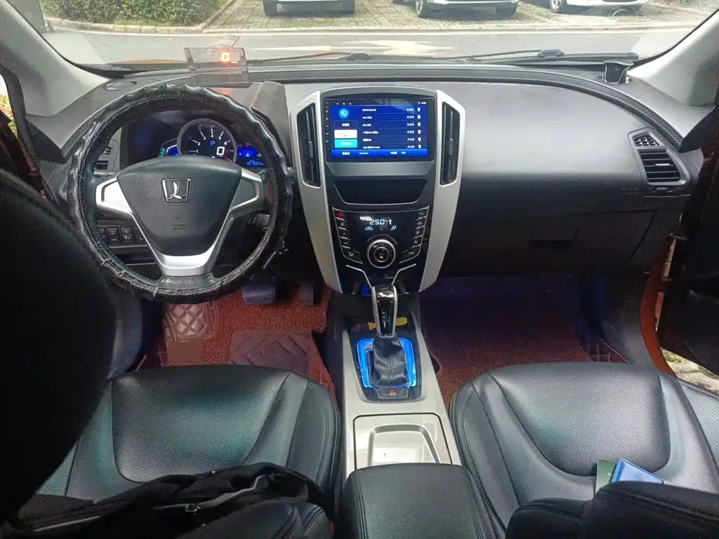 Luxgen U6 SUV 2015 2015 1.8T Fashion Upgrade