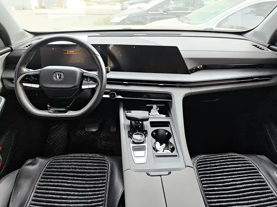 Фото 12 - Changan CS75 PLUS