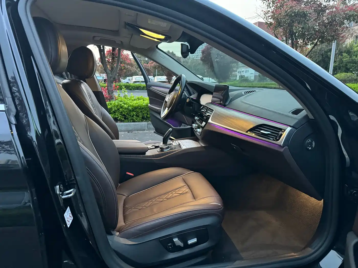 BMW 5 SERIES NEW ENERGY