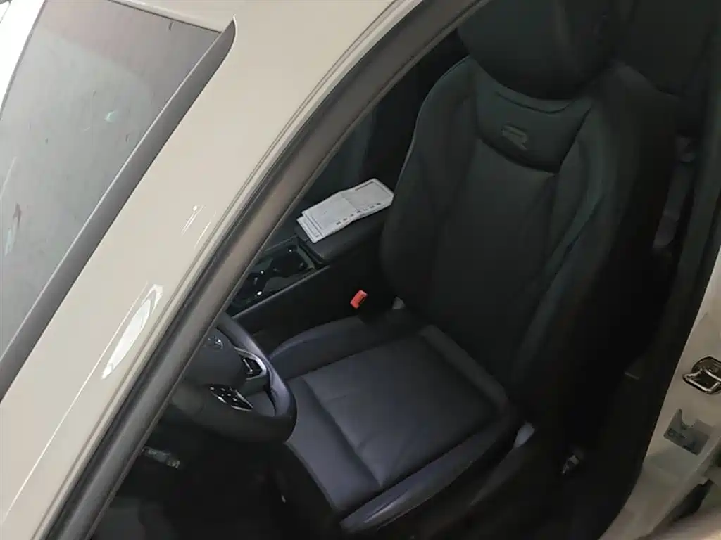 Volkswagen Tiguan L 2026 PRO 380TSI FWD R-Line Smart Leader Edition фото 15