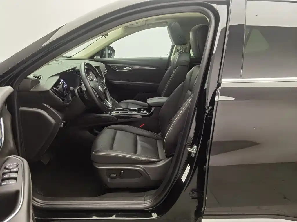 Фото 10 - Buick Envision S