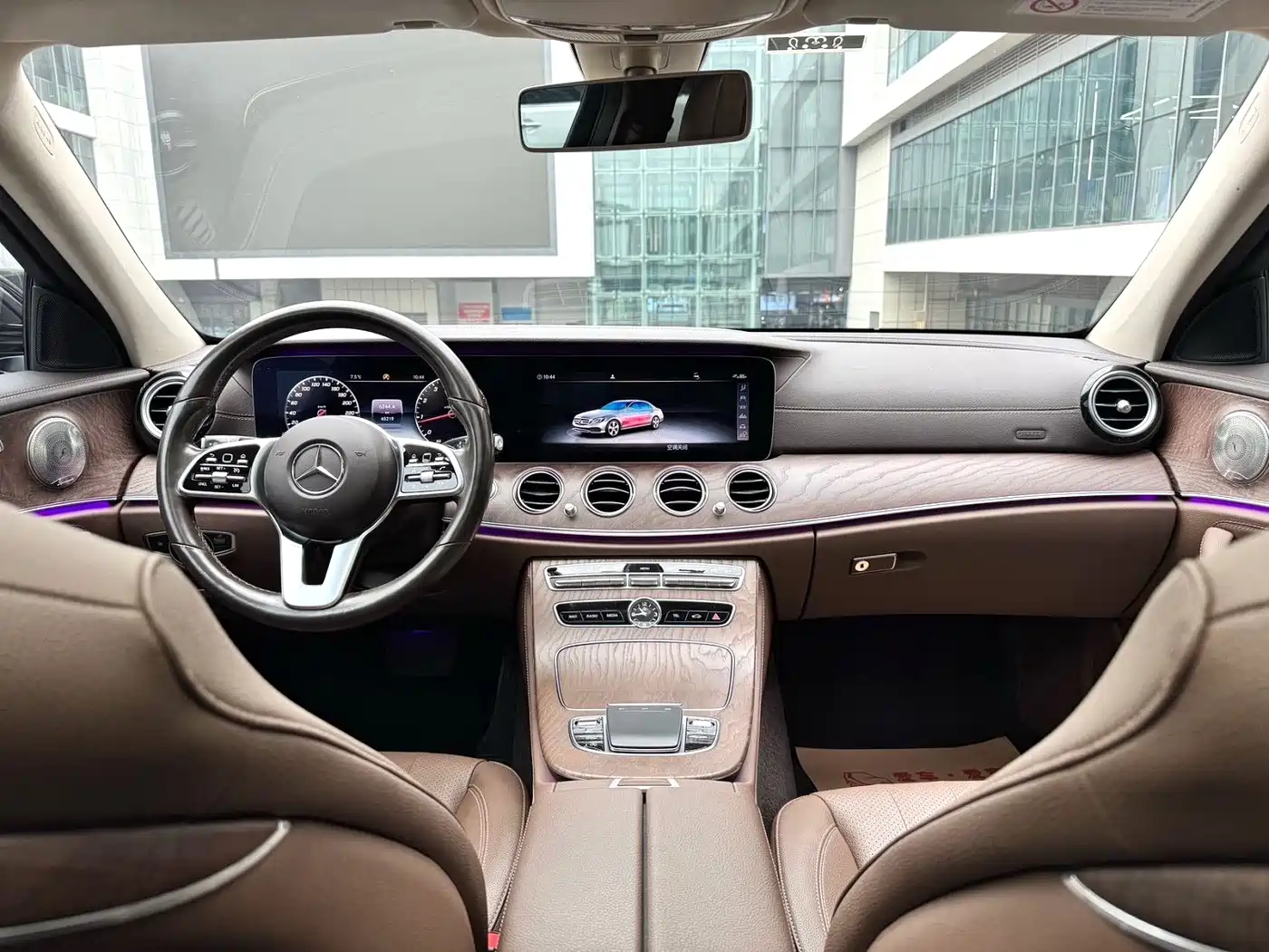 Mercedes-Benz E-Class 2020 E 300 L Fashion фото 6