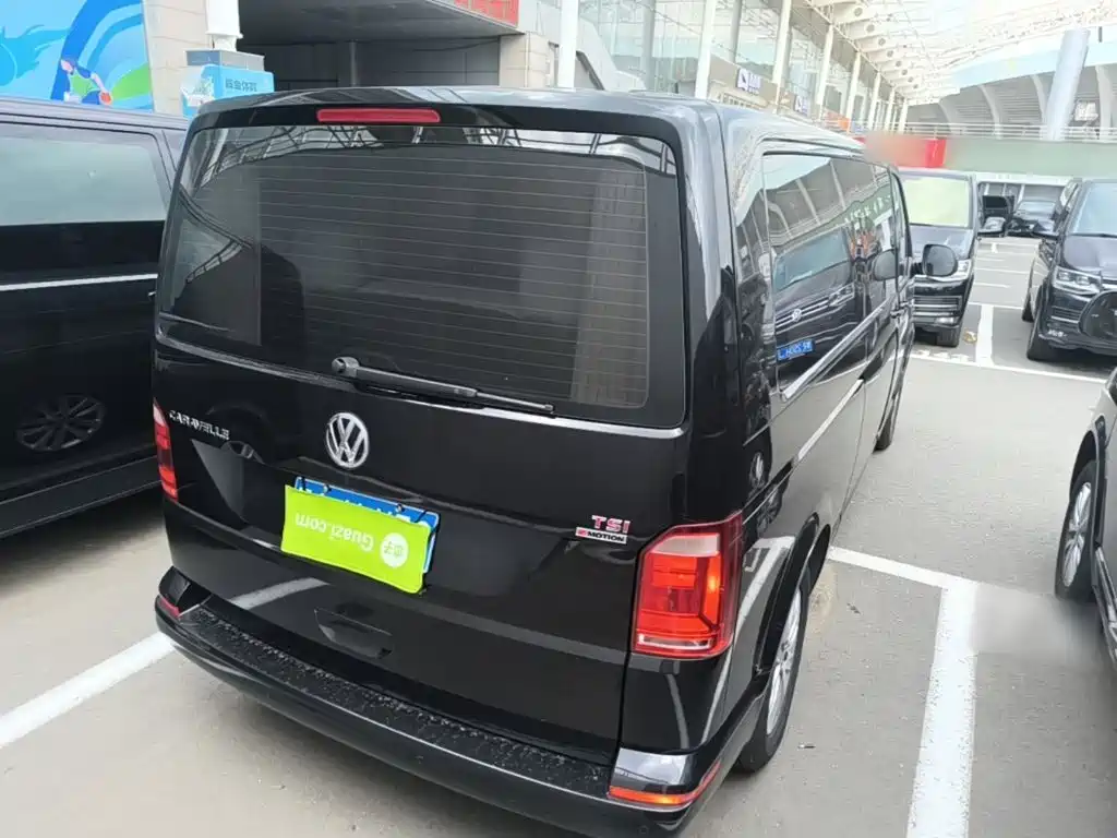 Volkswagen Caravelle 2018 2017 2.0TSI 4WD Comfort 7-Seater