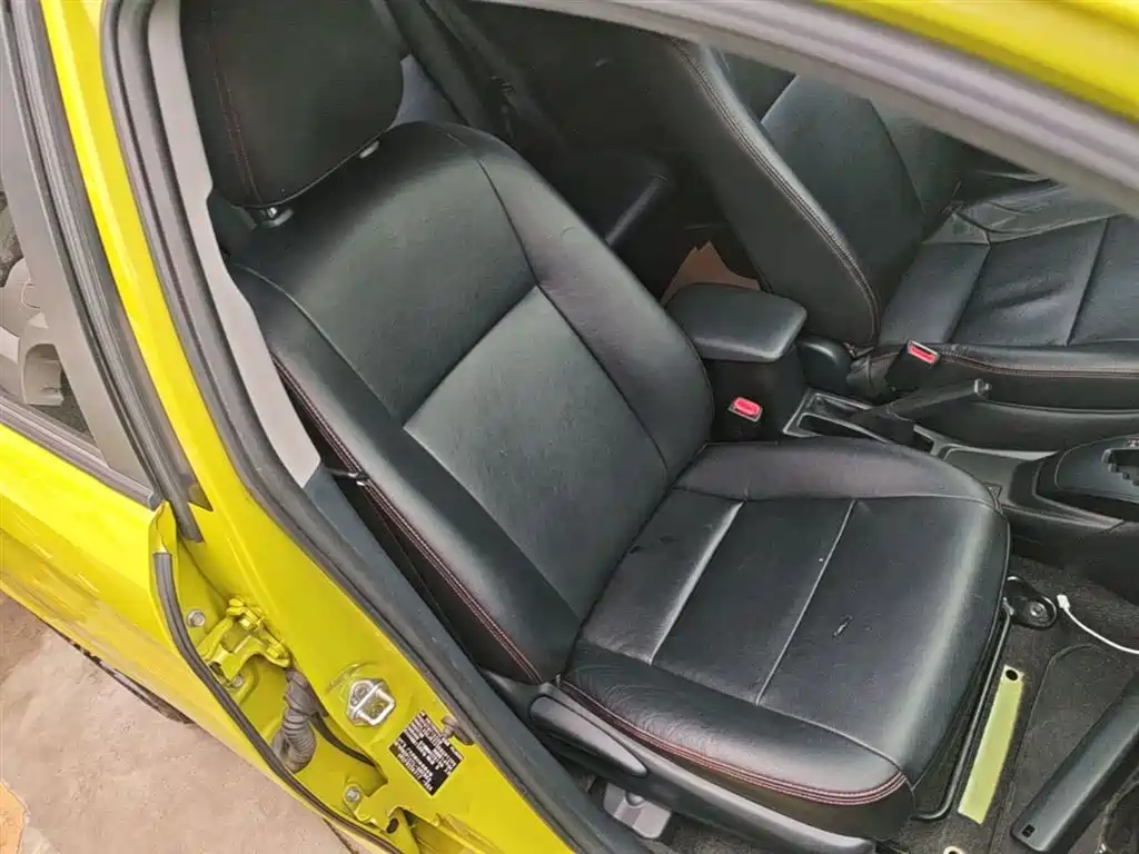 Toyota YARiS L Zhi Xuan 2019 1.5E CVT MeiDong Edition China VI фото 25
