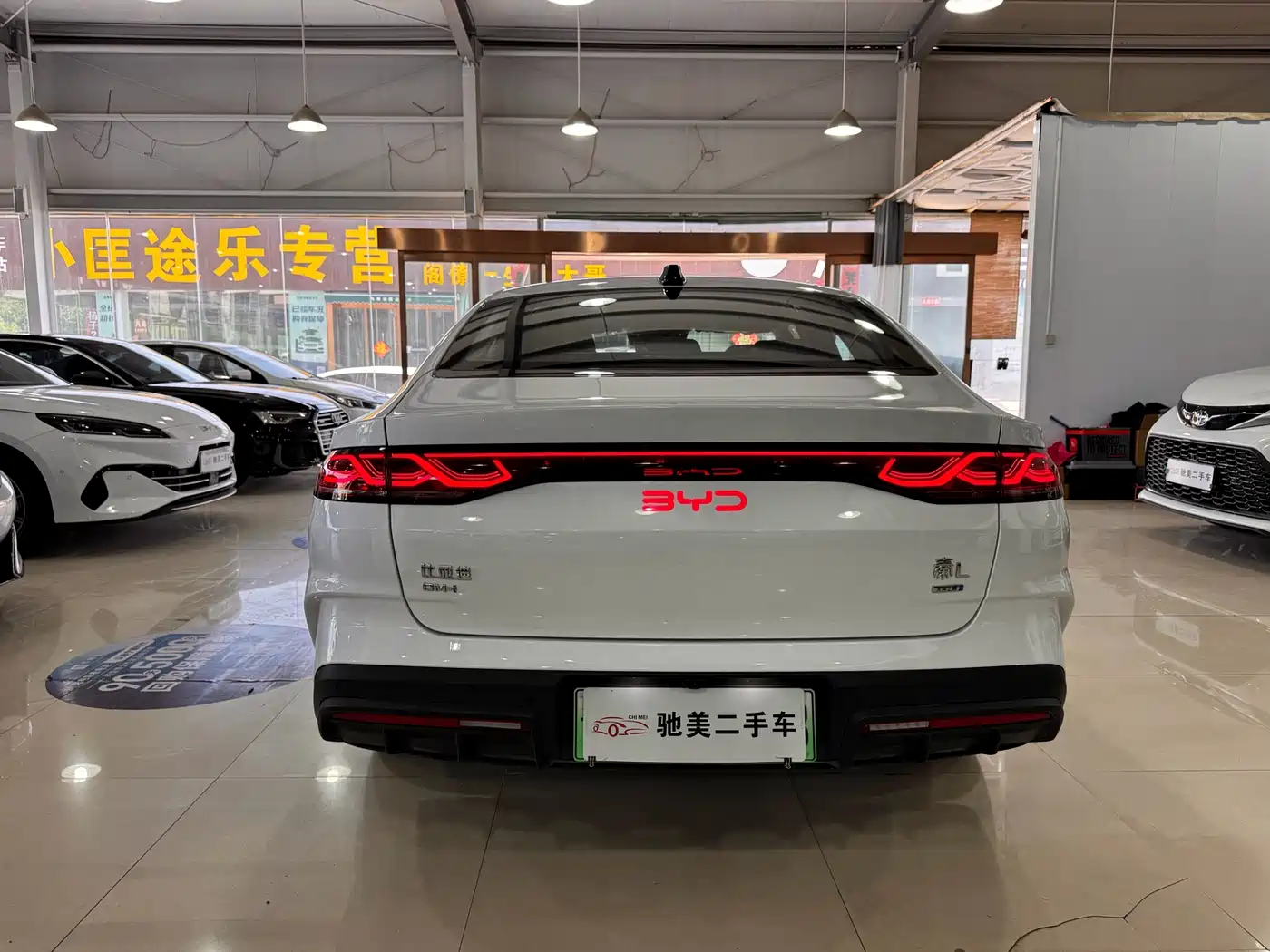BYD Qin L 2025 DM-i Smart Drive Edition 120KM Surpassing фото 4