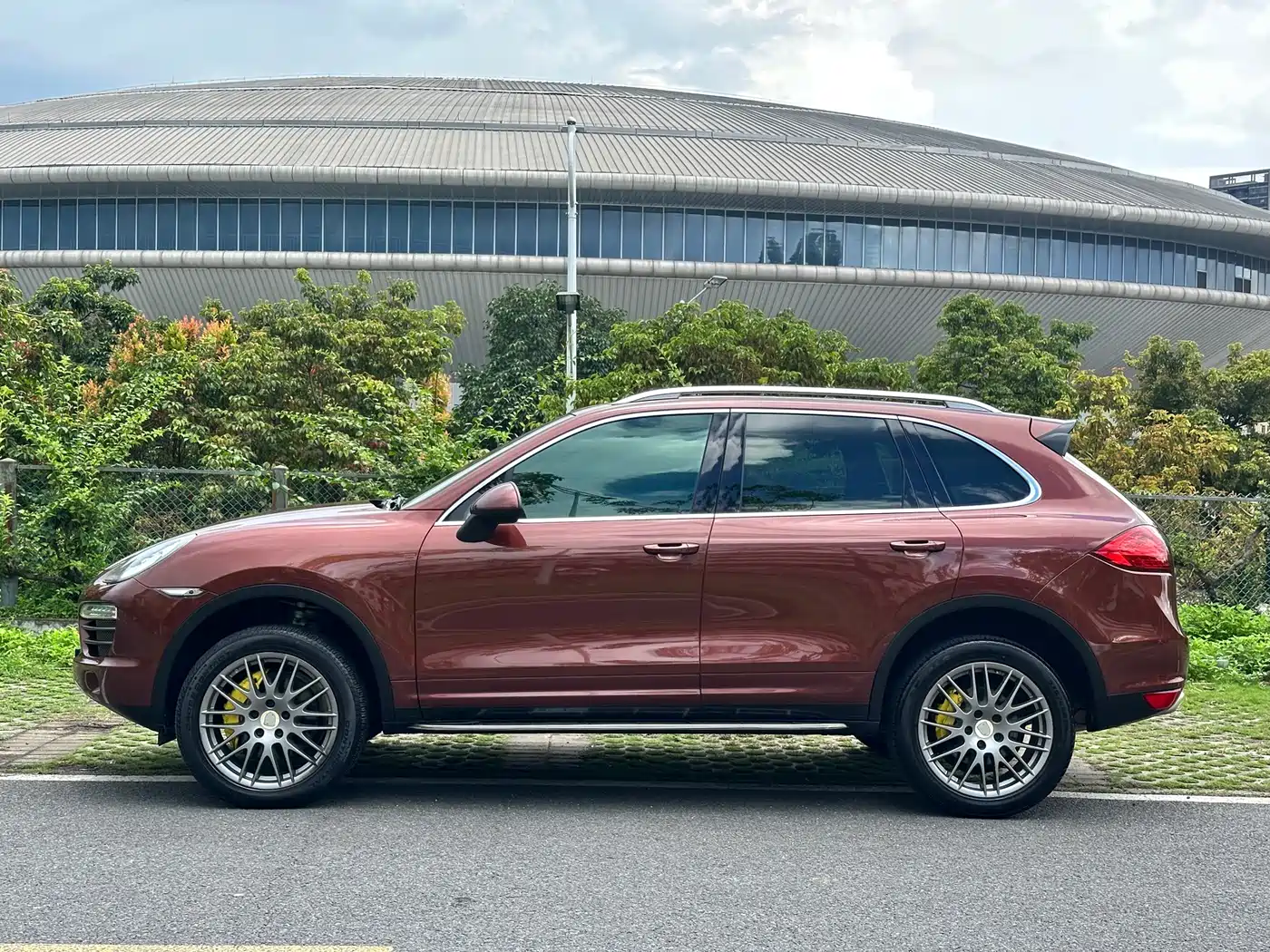 Porsche Cayenne 2011 Cayenne S 4.8L фото 4