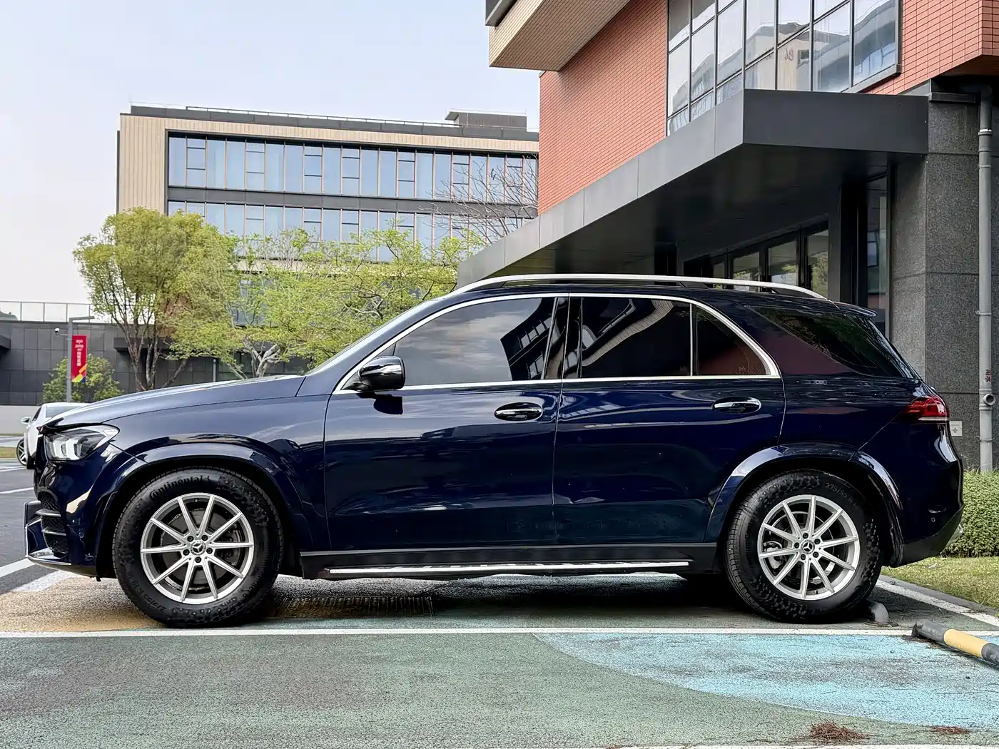 Mercedes-Benz GLE 2020 GLE 350 4MATIC Fashion фото 6