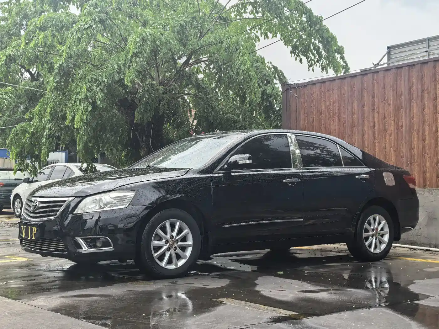 Фото 1 - Toyota Camry