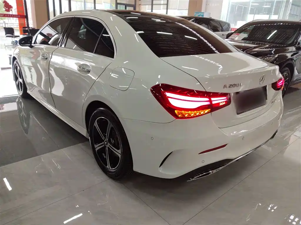 Mercedes-Benz A-Class 2025 2025 A 200 L Fashion Edition