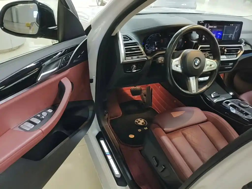 BMW iX3 2024 2023 Leading Type