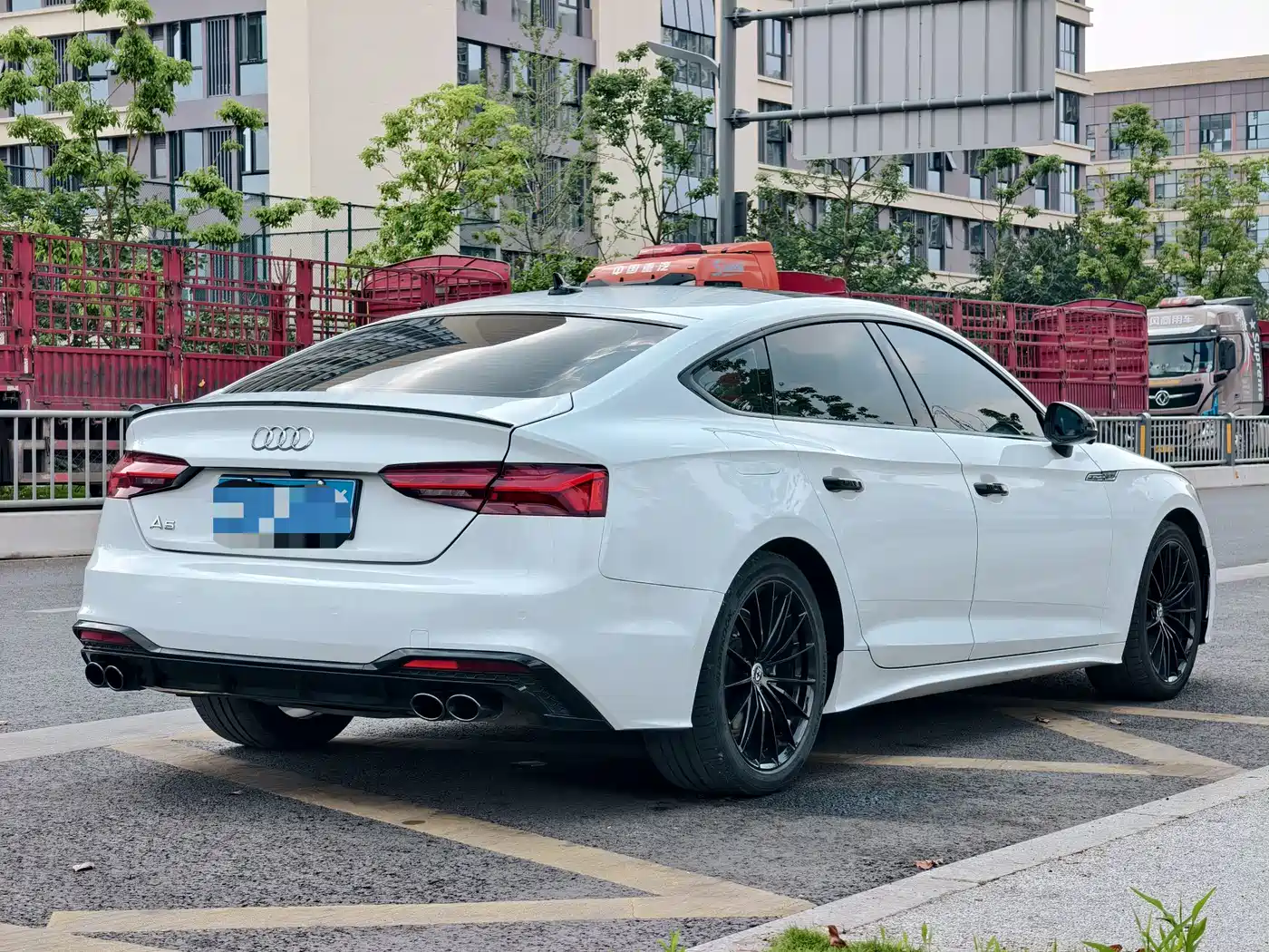 Audi A5 (Import) 2022 Sportback 40 TFSI Fashion Elegance фото 2