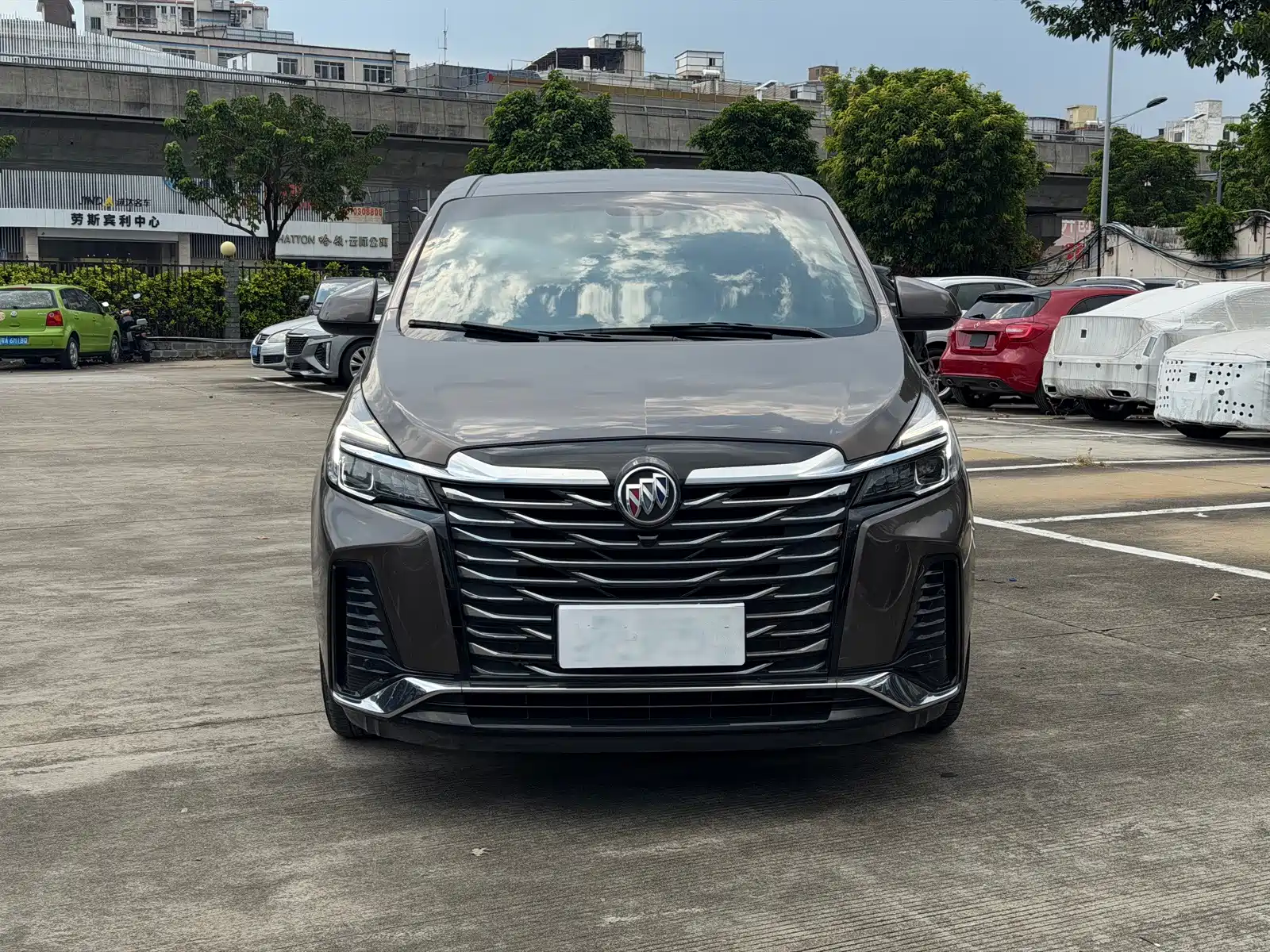 Фото 2 - Buick GL8