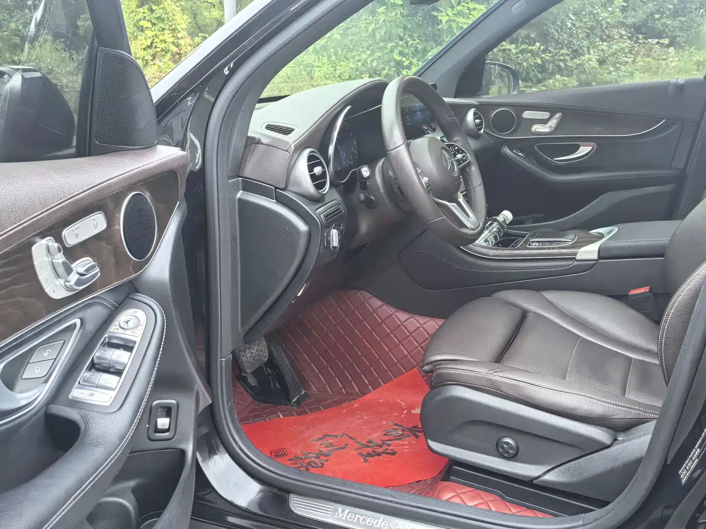Mercedes-Benz GLC 2020 GLC 300 L 4MATIC Dynamic фото 4