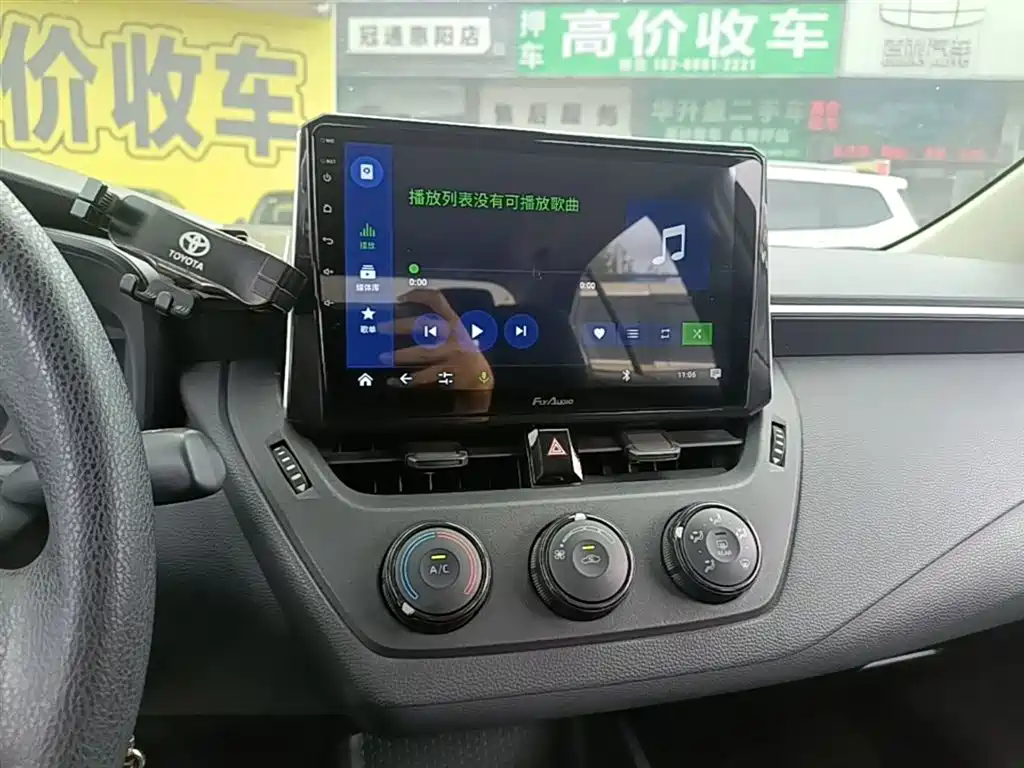 Toyota Corolla 2019 1.2T S-CVT GL Pioneer Edition фото 13