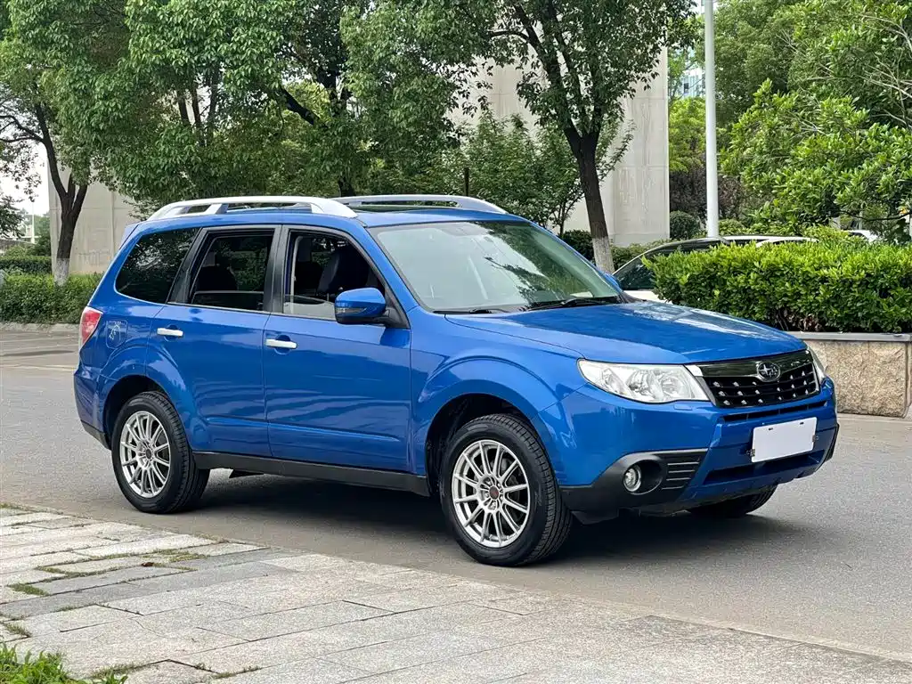 Фото 4 - Subaru Forester