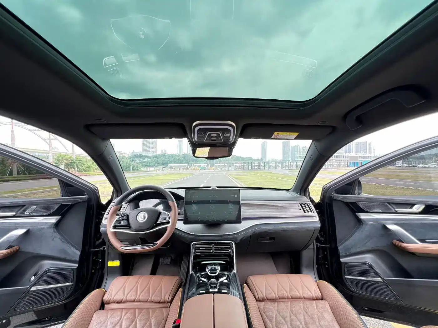 BYD Tang New Energy 2023 Model DM-i Champion Edition 112KM Honor фото 6